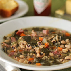 Sopa de frijoles ojo negro y col rizada (Black-Eyed Pea and Collard Green  Soup) - East Texas Food Bank